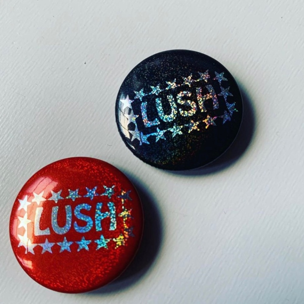 Supreme®️ Lush Button